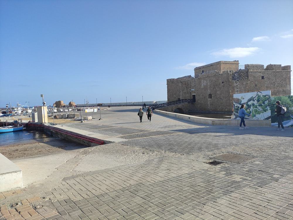 Il castello sul porto di Paphos